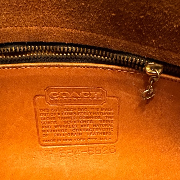 Vintage Coach Tan Genuine Leather Crossbody - Picture 6 of 12